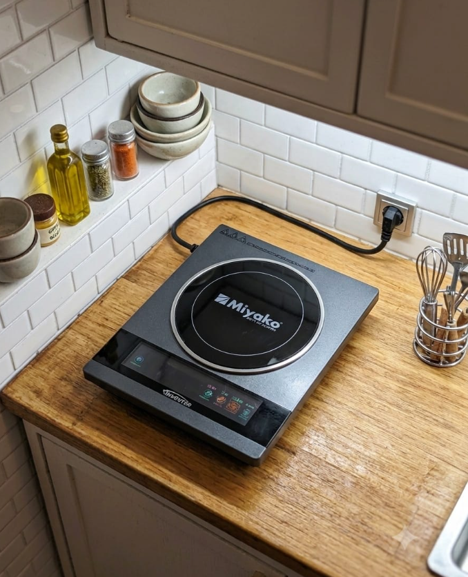 Miyako ATC-M2 2200W Infrared Cooker
